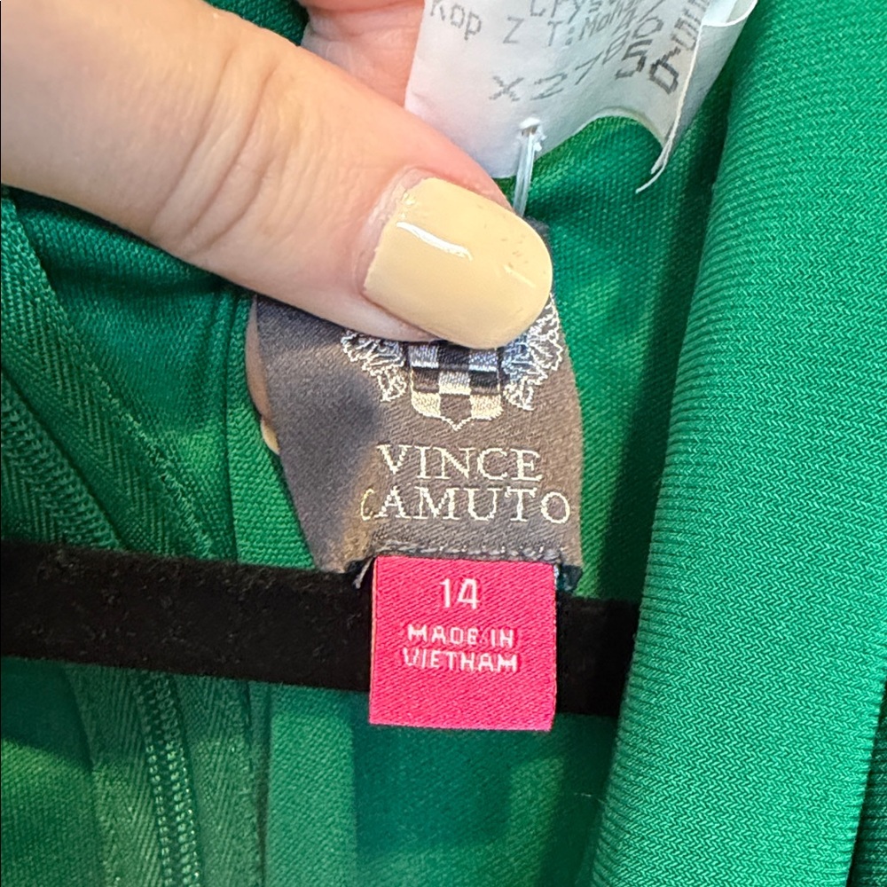 Vince Camuto Sleeveless Emerald Green Wrap Maxi Dress with Pockets & Belt - Picture 2 of 4